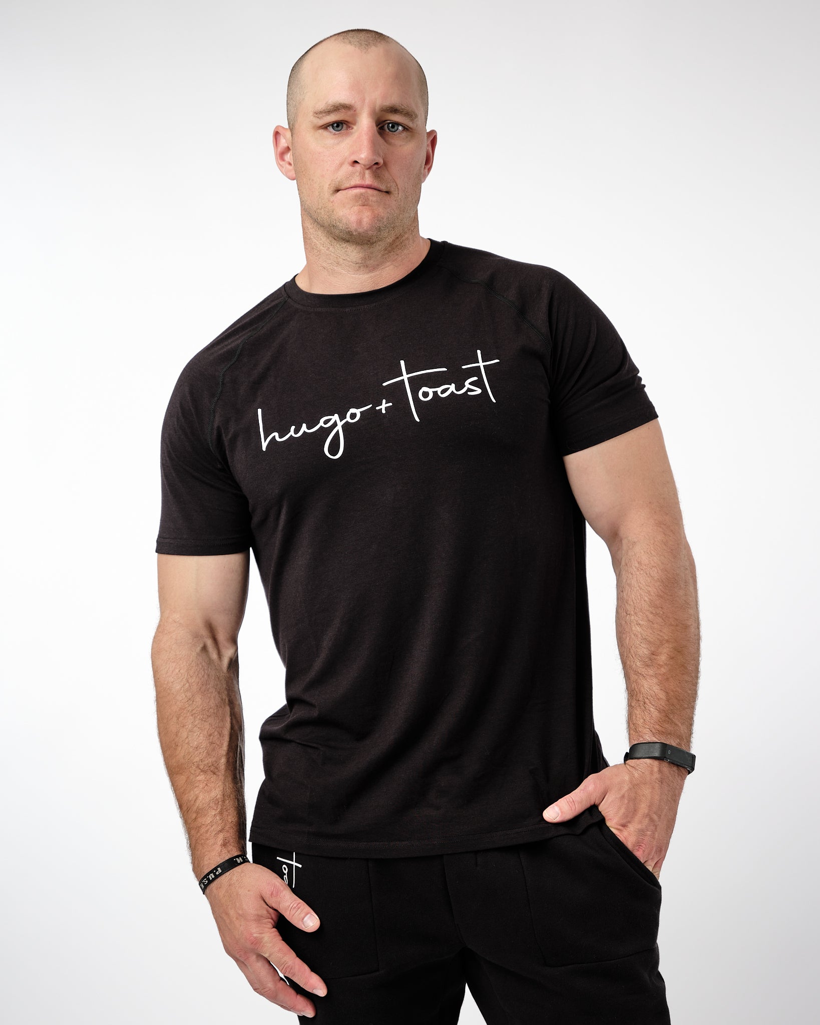 Noah Tee - Black – Hugo + Toast